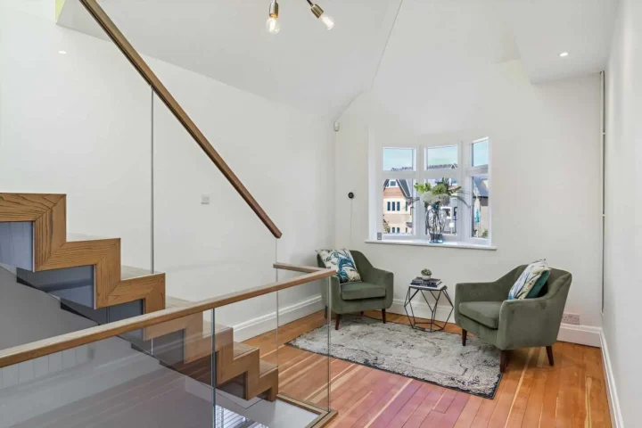 Blandford Ave 03