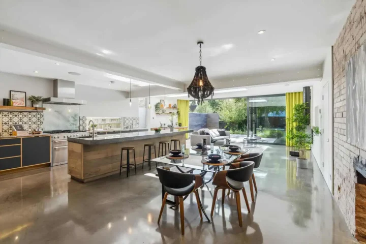 Blandford Ave 1 2