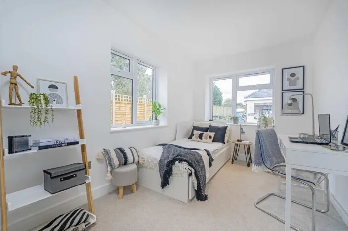 Bruce avenue shepperton tw17 bedroom after home staging crystal property staging