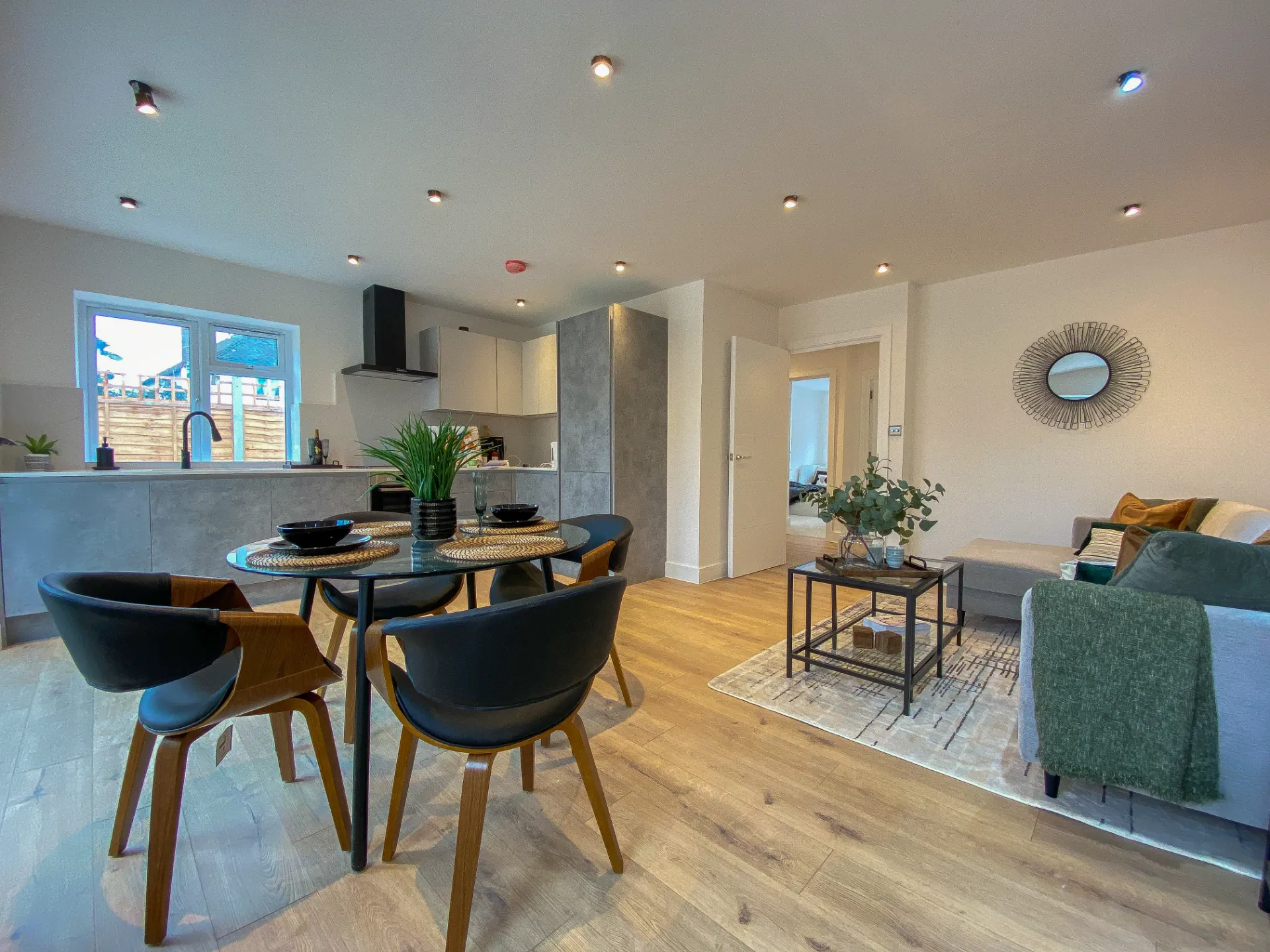 Bruce avenue shepperton tw17 openplan lounge diner after home staging crystal property staging