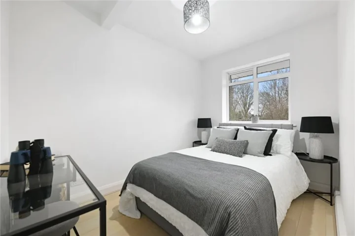 Hillcroft crescent oxhey watford wd19 bedroom4 after home staging crystal property staging.