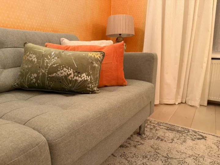 Hillcroft crescent oxhey watford wd19 lounge sofa after home staging crystal property staging.