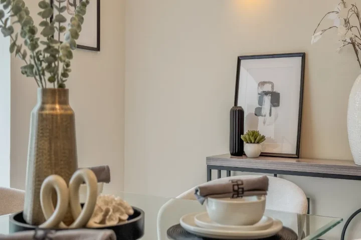 Rouse court gerrards cross sl9 dining3 after home staging crystal property staging