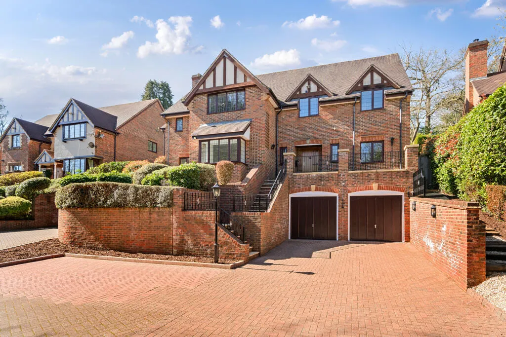 Rouse court gerrards cross sl9 home staging crystal property staging