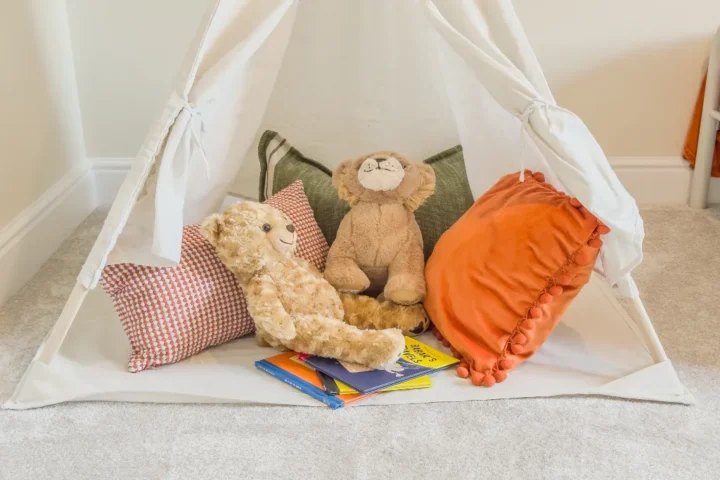 Rouse court gerrards cross sl9 kids room after home staging crystal property staging
