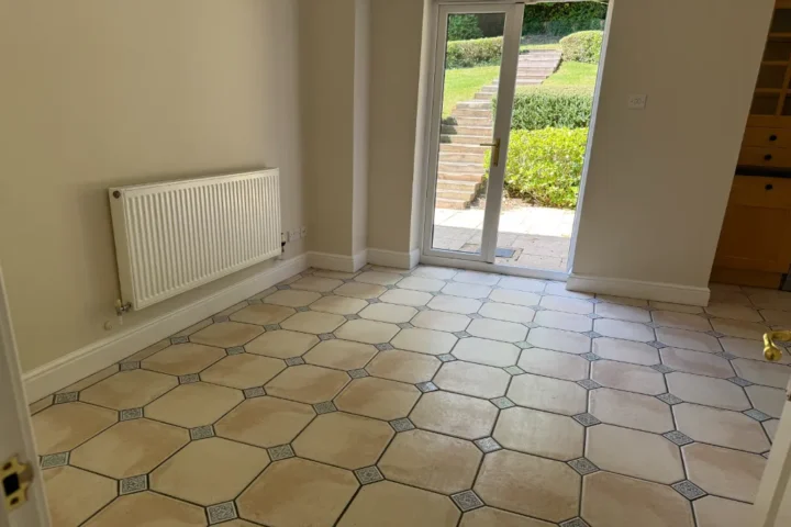 Rouse court gerrards cross sl9 kitchen dining before home staging crystal property staging